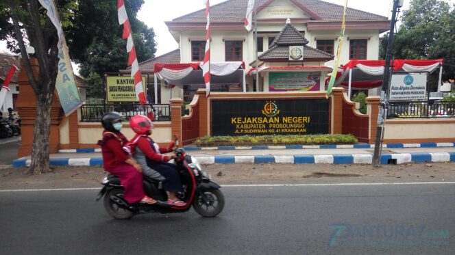 
					Kasus Pungli Kades Jabung Candi Tinggal Menunggu Sidang