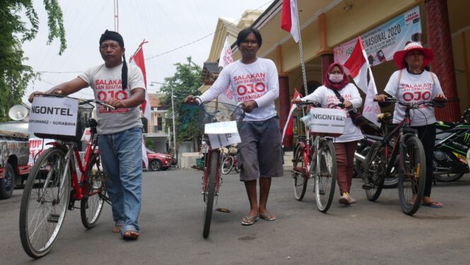 
					Protes Tambang Emas, Warga ‘Ngontel’ Temui Khofifah