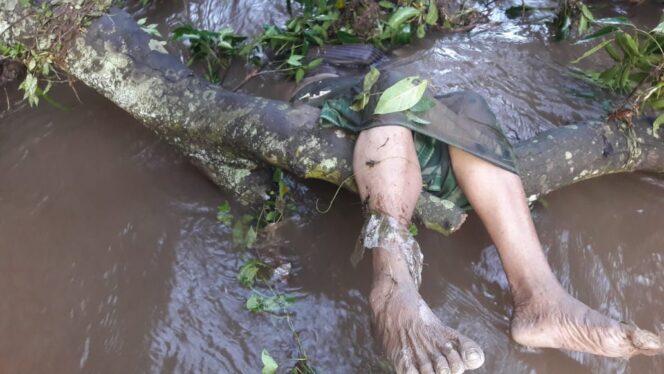 
					Pasca Banjir, Ada Mayat Terapung di Kali Bokong