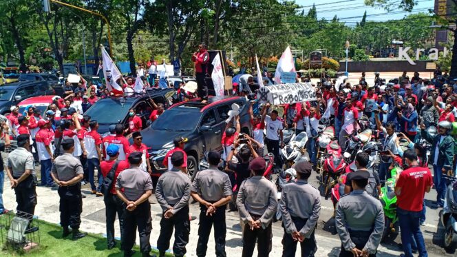 
					Buntut Pengusiran Wartawan, Kantor Bupati Probolinggo Didemo