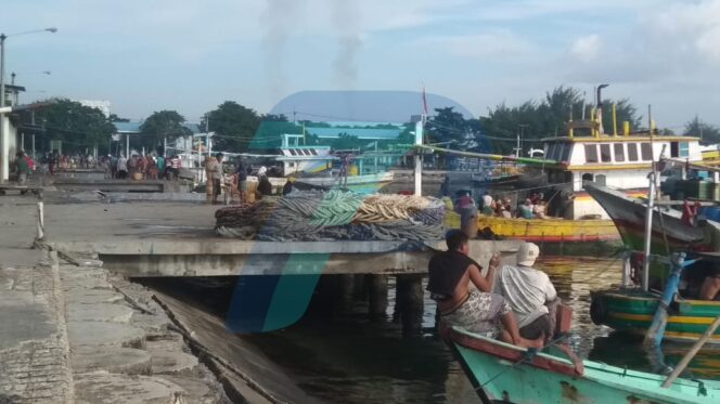 
					Pantau Perairan, Jamin Keamanan Nelayan