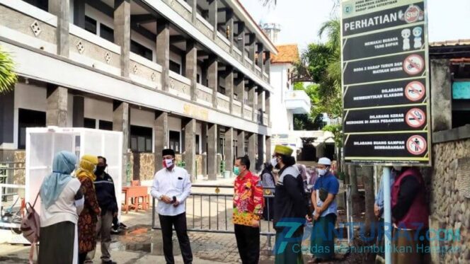 
					Santri Genggong Kembali ke Pesantren, Protokol Kesehatan Diterapkan Berlapis