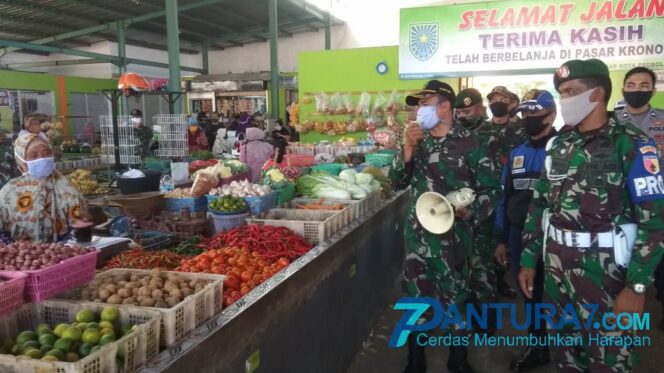 
					Disidak, Banyak Pedagang dan Pembeli Tak Bermasker