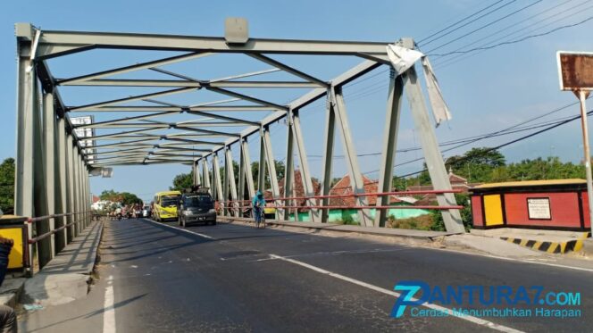 
					Dana Kena Kepras, Rekonstruksi Jembatan Pajarakan Gagal