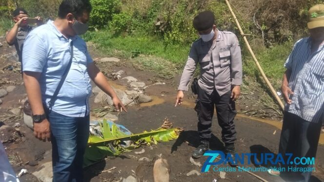 
					Penemuan Mayat di Sungai Gegerkan Warga Menyono