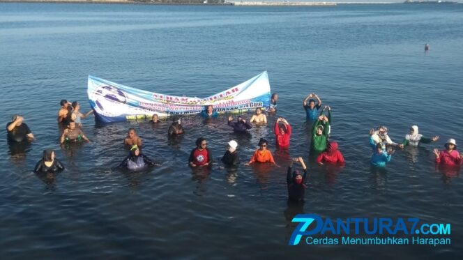 
					Senam ‘Kumkum’ di Laut Sehatkan Jantung, Lancarkan Darah