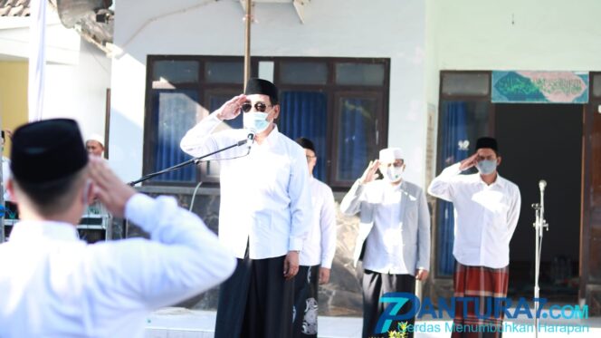 
					HSN 2020, Kiai Mutawakkil; Santri Harus Tebar Kebaikan di Medsos