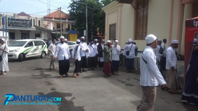 
					Liburan, Ratusan Orang Kunjungi Museum Rasulullah