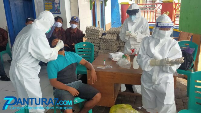 
					Keluarga dan Kontak Erat Jenazah Covid-19 Kalibuntu Di-Swab