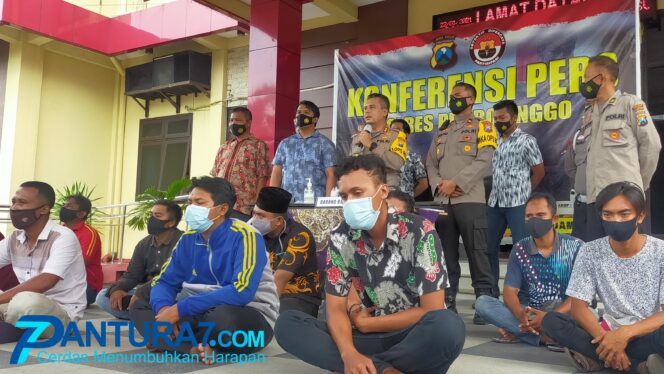 
					Diperiksa Polisi, 12 Warga Kalibuntu Berstatus Saksi