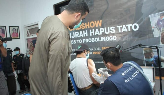 
					Mantap Hijrah, Ratusan Orang Hapus Tato