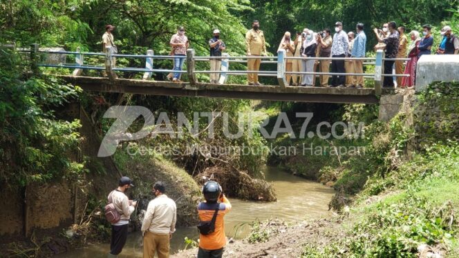 
					Cegah Banjir, Filter Penyaring Sampah Segera Dipasang di Sungai Legundi