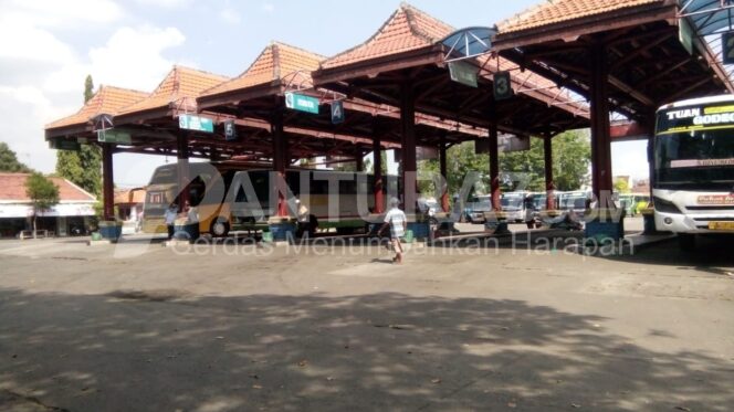 
					Terminal Bayuangga Siapkan Armada Tambahan Hadapi Mudik Lebaran 2021