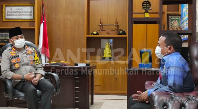 
					Kapolresta Probolinggo Sebut Pemukulan Terhadap Jurnalis Tindakan Kriminal