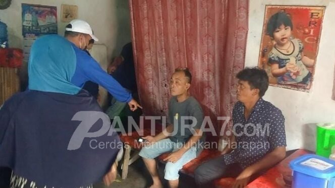 
					Asyik Transaksi, Tiga PSK dan Lima Pria Hidung Belang Digaruk