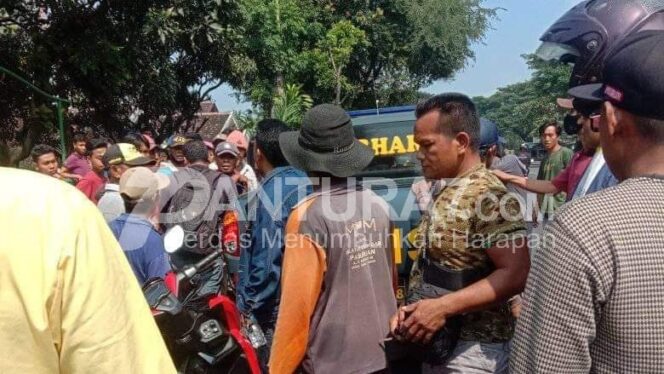 
					Bu Kades di Pasuruan Digerebek Suami saat Wik-wik dengan Perangkat Desa