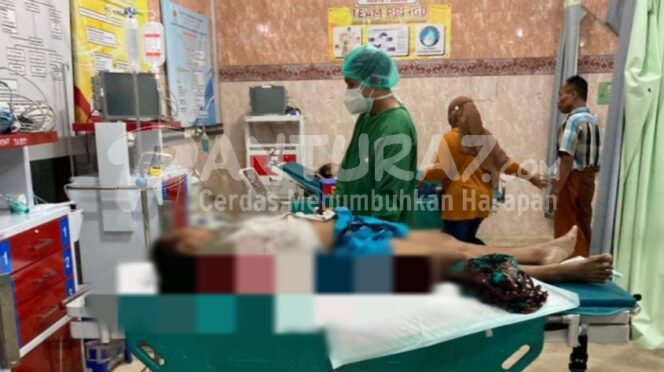 
					DIRAWAT; Korban pembegalan di Desa Mulyorejo, Kecamatan Kraton, dirawat di RSUD dr. R. Soedarsono setelah tangannya ditebas pelaku. (foto: Moh. Rois)