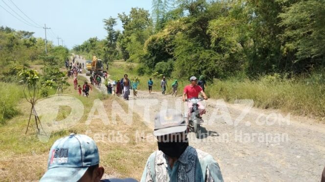 
					Pembangunan Puslatdik TNI AL Ditolak Warga, Alat Berat Diusir