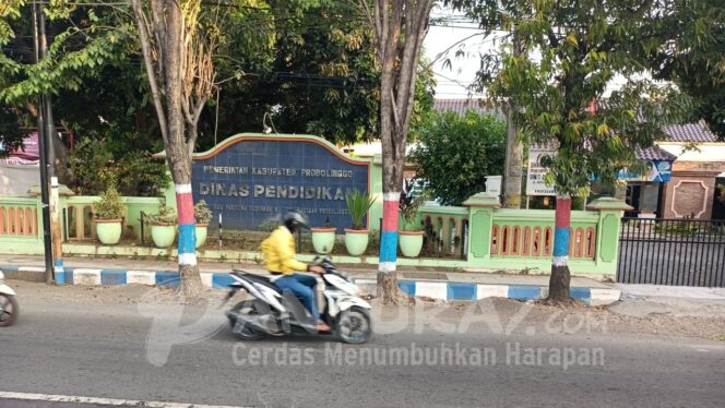 
					Ratusan Sekolah Negeri di Probolinggo Tak Berkepsek