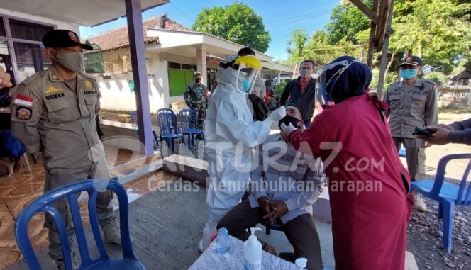 
					Pasca Bongkar Peti Jasad Covid-19 di Tigasan Wetan, 18 Orang Swab Massal