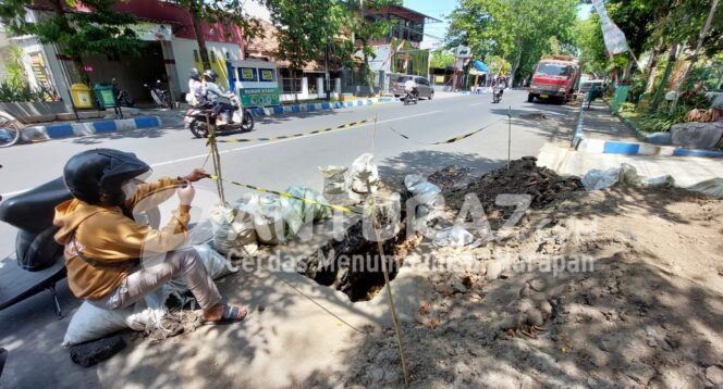 
					Berbahaya! Banyak Bekas Galian Jargas Menganga di Kota Probolinggo