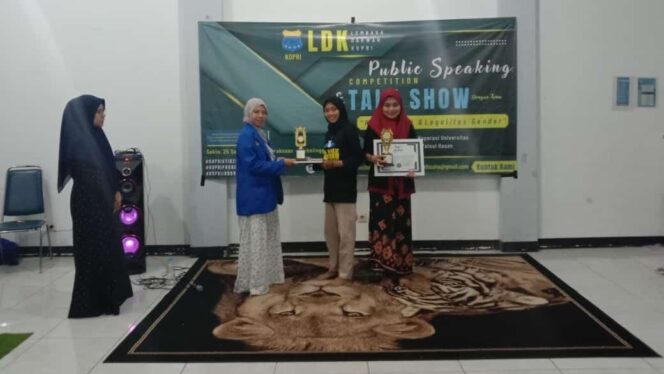 
					PMII STIH Genggong Yakinkan Peran Penting Perempuan Melalui Talk Show