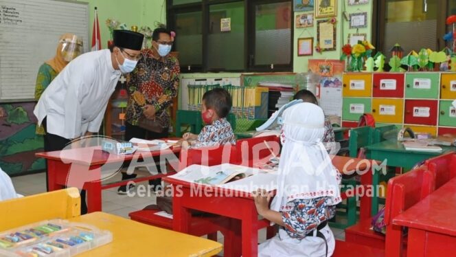 
					Kasus Covid-19 Mereda, Kota Pasuruan Mulai Pembelajaran Tatap Muka