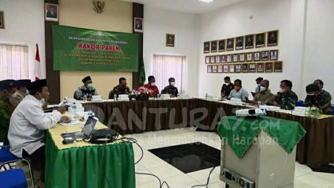 
					Sikapi Aliran Sesat dan Radikal, Bakorpakem Rapatkan Barisan