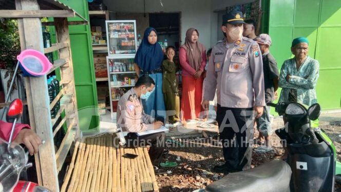 
					Diserempet Pikap dan Truk Tronton, Pelajar SMK Tewas