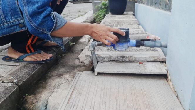 
					Kecewa Air PDAM ‘Ngadat’, Warga Putus Jaringan