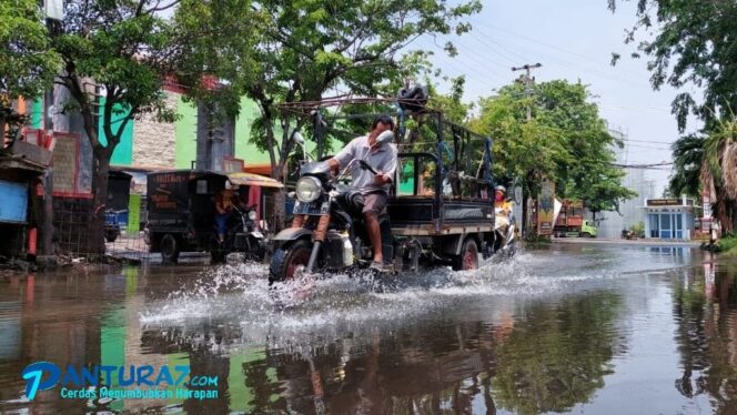 
					Sering Tergenang, Jalan Ikan Belanak Akan Dilengkapi Drainase