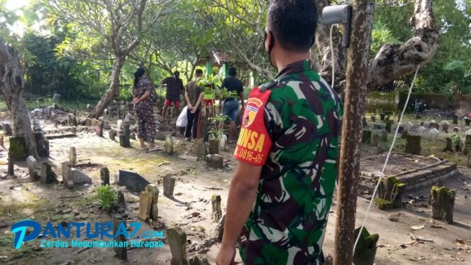 
					Heboh! Makam di Sidoarjo Terbongkar, Tali Pocong Raib