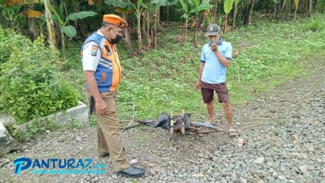 
					Penjual Lontong Tewas Tersambar KA Probowangi