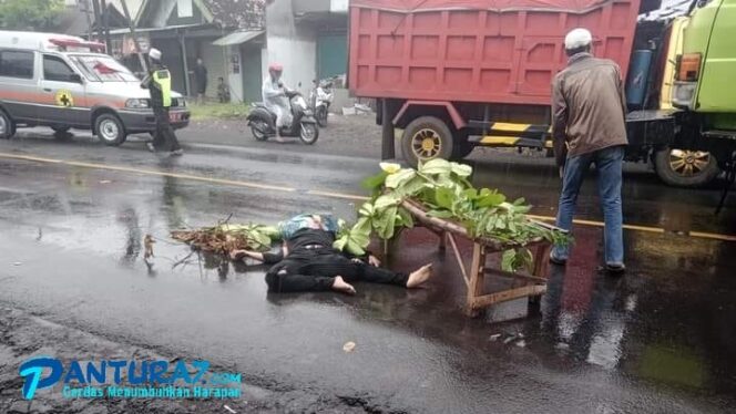 
					Tergelincir, Mahasiswa Asal Krejengan Tewas Terlindas Bus