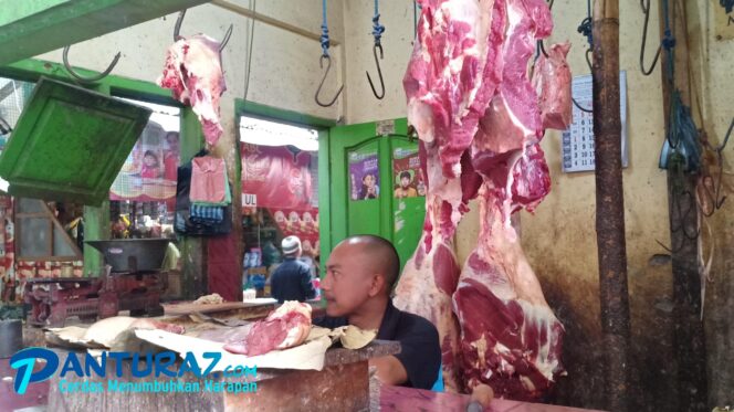 
					Stok Melimpah, Daging Sapi Aman Hingga Lebaran