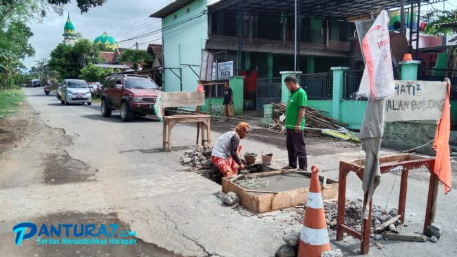 
					Giliran Jalur Maron-Tiris Jebol, Perbaikan Hanya Tambal Sulam