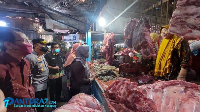 
					Sidak Jelang Lebaran, Stok Kebutuhan Pokok Cukup