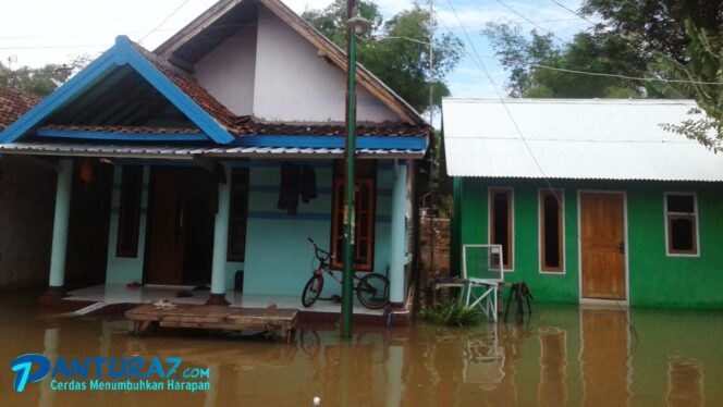 
					Lagi, Banjir Terjang 3 Kecamatan di Pasuruan