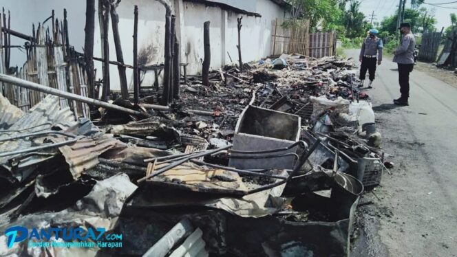 
					Antar Anak Sekolah, Pulang Warung Terbakar