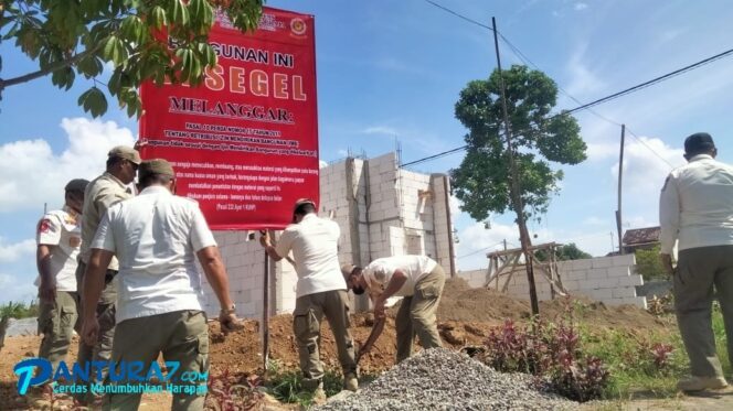 
					Tak Sesuai IMB, Bangunan Rumah di Kota Pasuruan Dihentikan