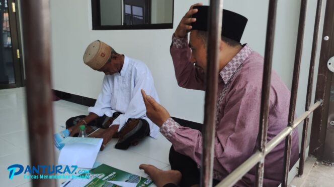 
					Dulu Nyawer Biduan Dangdut, Kini Mulyono ‘Si Pengemis’ Siap-siap Umroh 