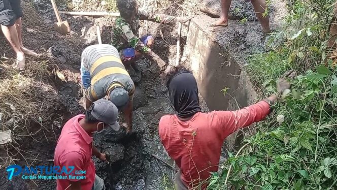 
					Jasad Pria yang Terjebak dalam Pipa Irigasi Gagal Dievakuasi