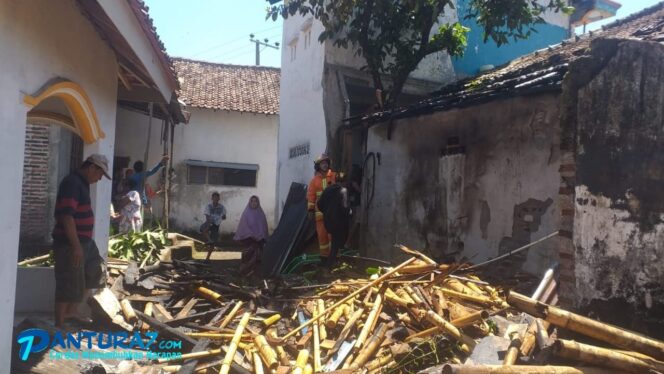 
					Lupa Matikan Api Tungku, Dapur Terbakar