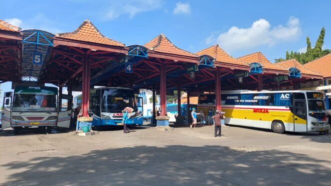 
					Provinsi Belum Respon, Tarif Bus Ikuti Usulan Organda