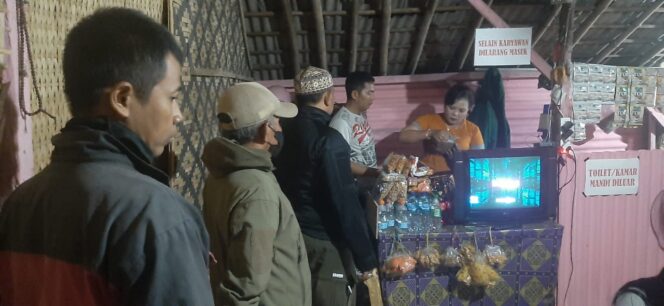 
					Tiga Warung Remang- remang Dirazia Satpol PP, Miras dan Pemandu Lagu Diamankan