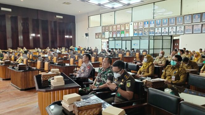 
					Bahas Nota Penjelasan Bupati, RAPBD 2023 Defisit Rp126 Miliar