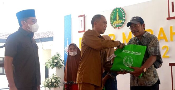 
					Pulihkan Ekonomi, Disperindag Kota Pasuruan Gelar Pasar Murah