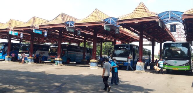 
					Jelang Nataru, Terminal Bayuangga Belum Tambah Bus