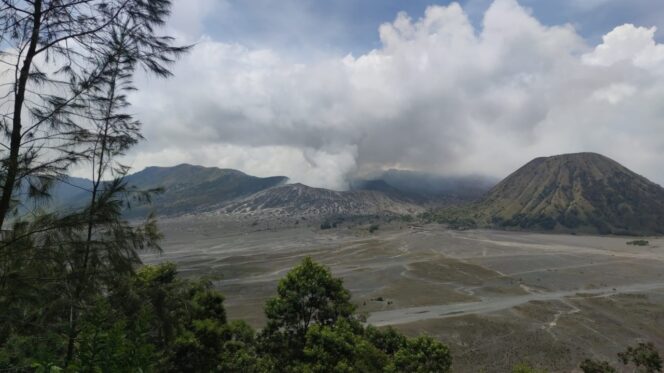 
					Erupsi Semeru Tak Berdampak Aktivitas Vulkanologi Bromo