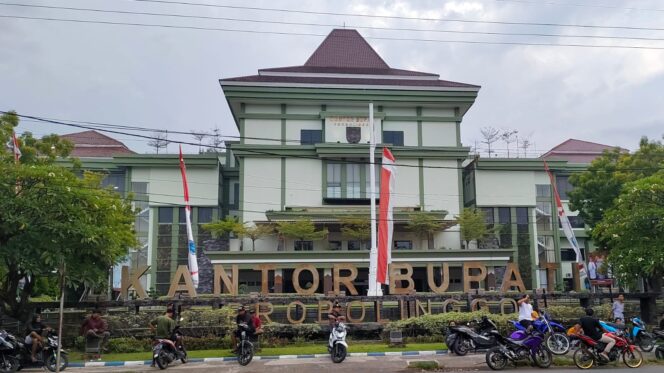 
					Kantor Bupati Kabupaten Probolinggo.